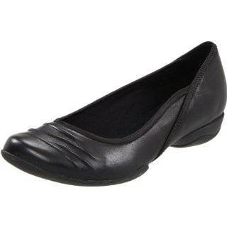  Clarks Womens Un.Memoir Loafer: Shoes