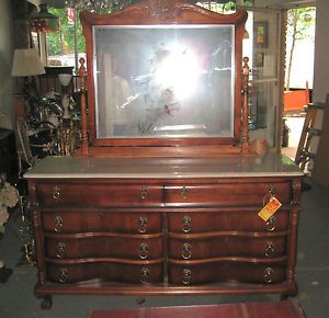 Pulaski Furniture Sagamore Hill Collection Bedroom Suite Dresser Mirror