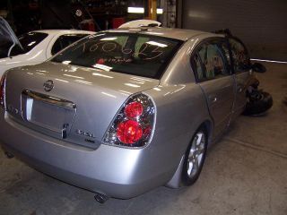 2005 Nissan altima curb weight #2