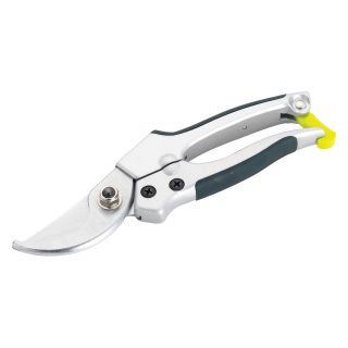 Spear and Jackson KEW Razorsharp Bypass Pruners   Pruners & Loppers